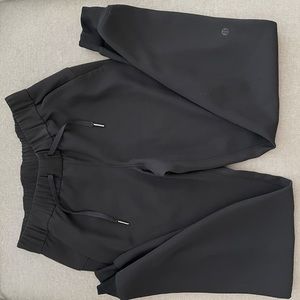 Lululemon On The Fly Jogger